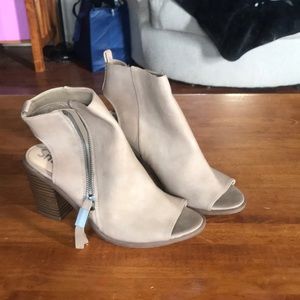 Open toed boots